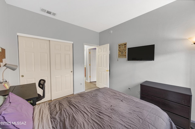 bedroom featuring a closet