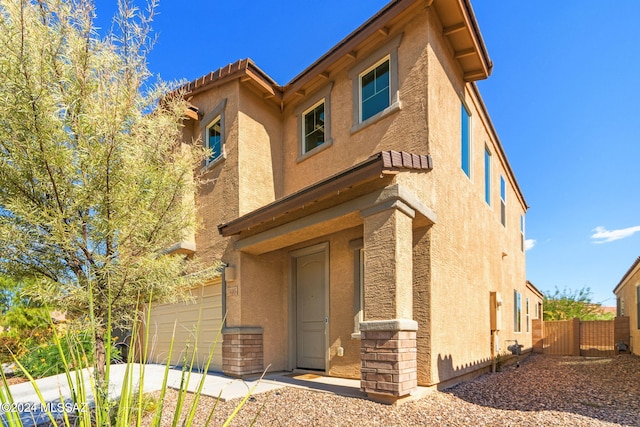 view of front of house featuring a garage