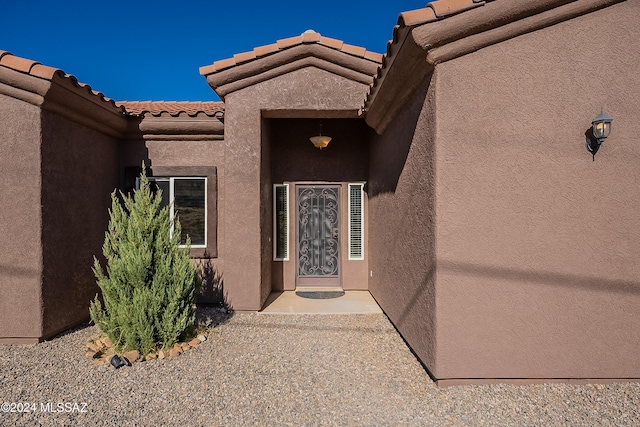 view of doorway to property