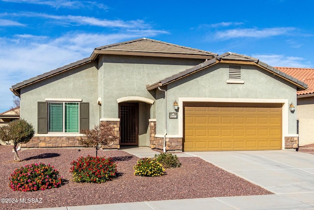 view of front of house featuring a garage