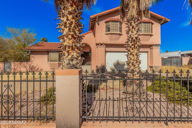 view of mediterranean / spanish-style house