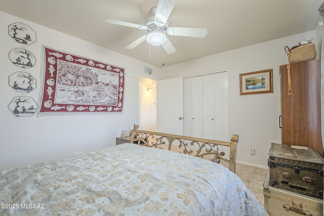 bedroom featuring a closet and ceiling fan