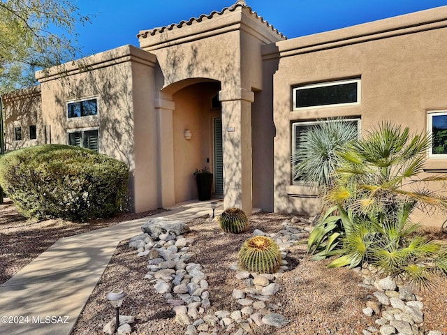 view of entrance to property