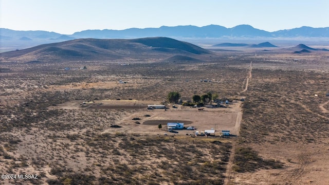 drone / aerial view featuring a mountain view