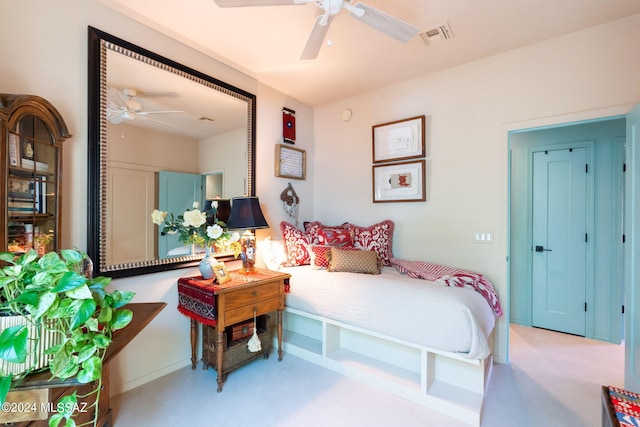 bedroom featuring ceiling fan