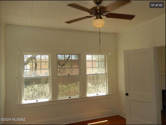 spare room featuring ceiling fan