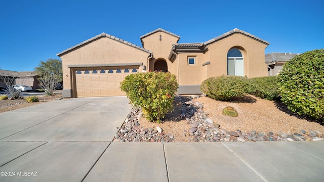 view of front of house featuring a garage