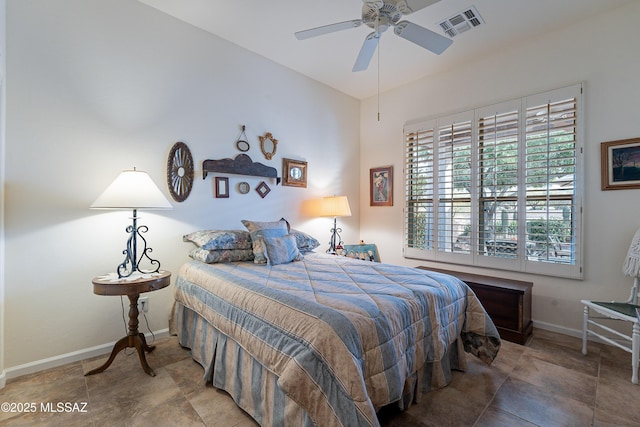 bedroom with ceiling fan