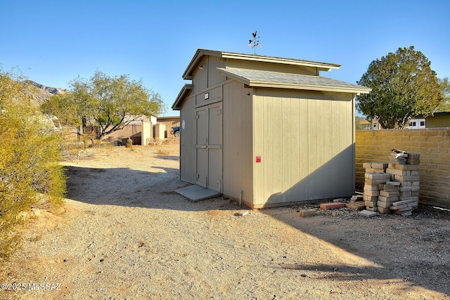 view of outbuilding