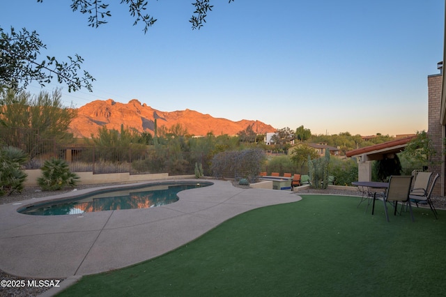 property view of mountains