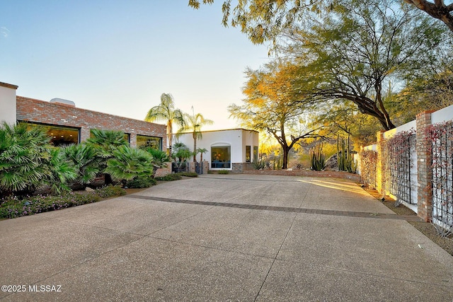 view of front of house