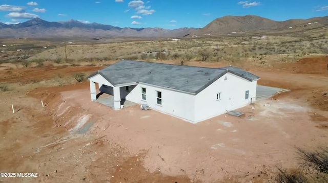 drone / aerial view with a mountain view