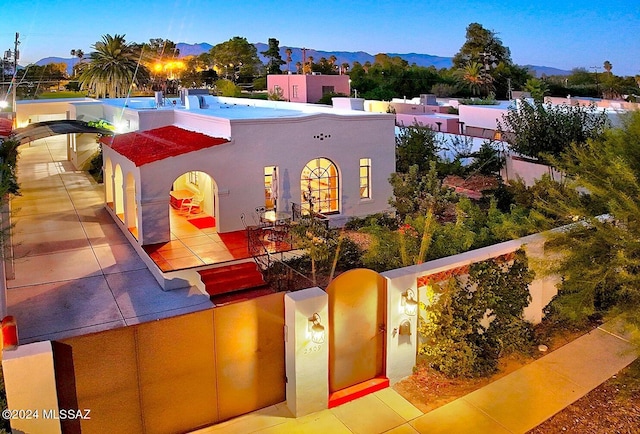 view of front facade featuring a mountain view