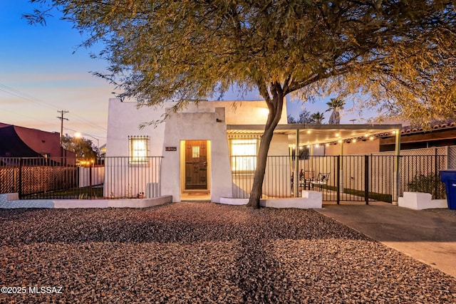 view of front of property