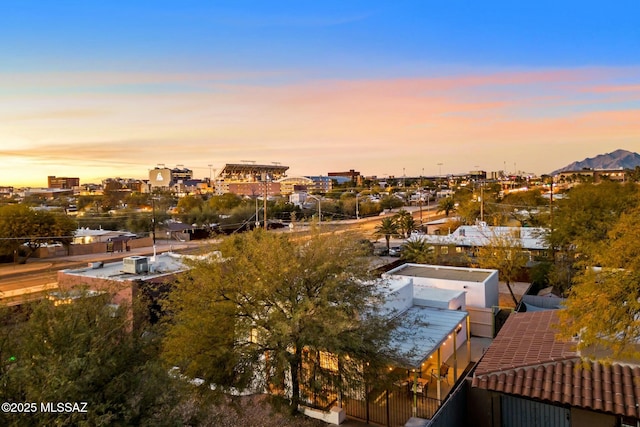 view of aerial view at dusk