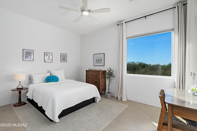 bedroom featuring a ceiling fan