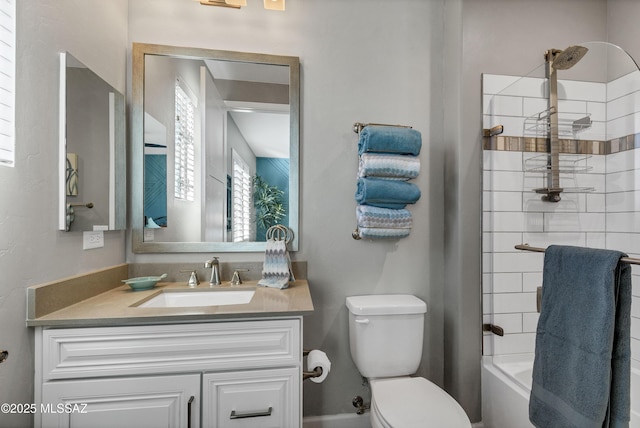 2333 E Copper Valley Way, Green Valley, AZ 85614 - bathroom featuring shower / bathing tub combination, toilet, and vanity
