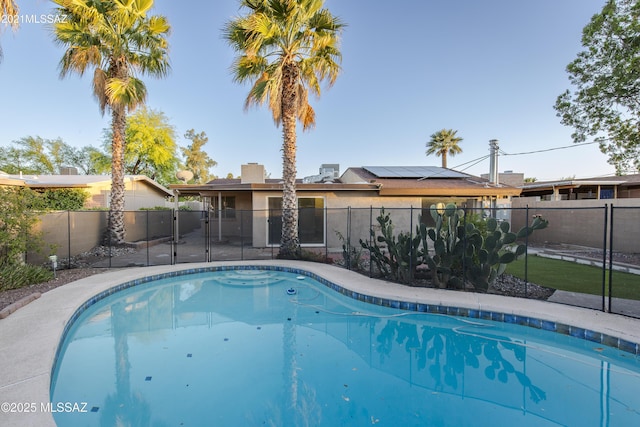 view of swimming pool