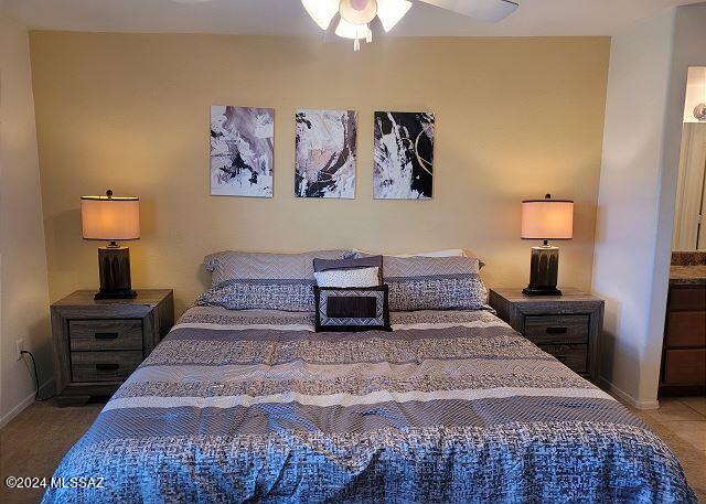 bedroom featuring ceiling fan