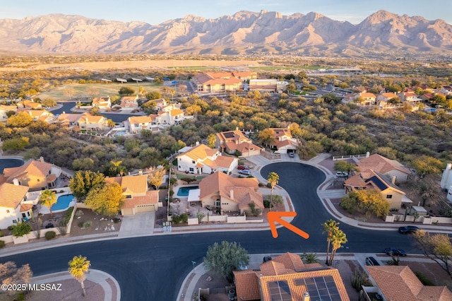 bird's eye view featuring a mountain view