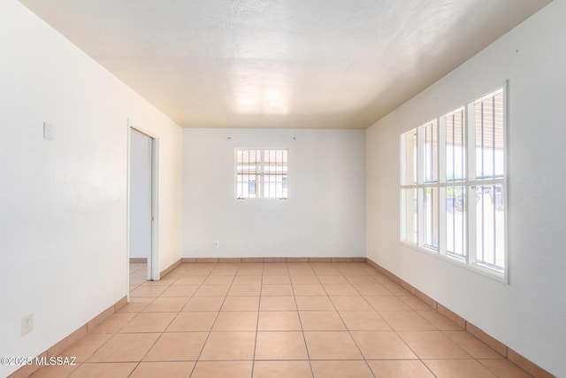858 W Calle Evelina, Tucson, AZ 85706 - view of tiled empty room