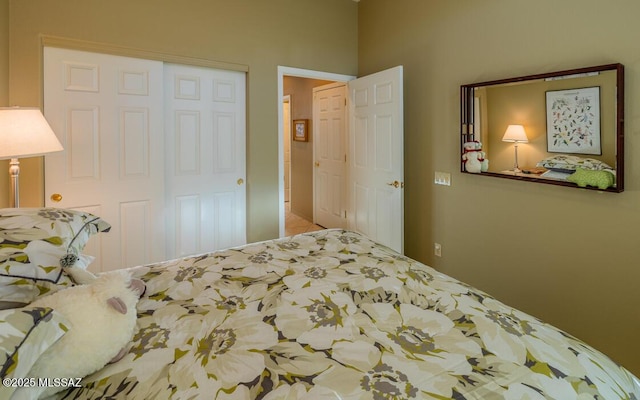 bedroom with a closet