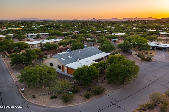 view of aerial view at dusk