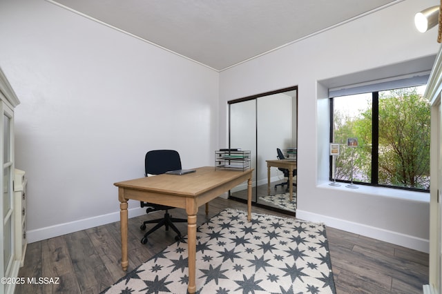 office space with dark hardwood / wood-style floors