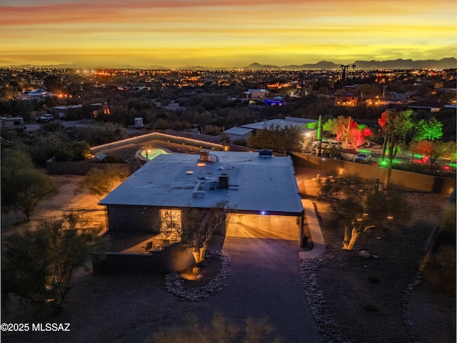 view of aerial view at dusk