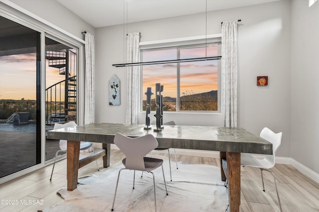 dining space featuring a healthy amount of sunlight