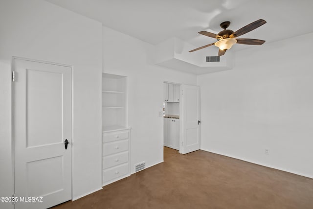 unfurnished bedroom featuring visible vents and ceiling fan