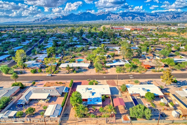 bird's eye view with a mountain view