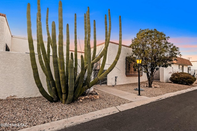 view of front of property