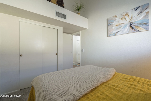 bedroom featuring a closet