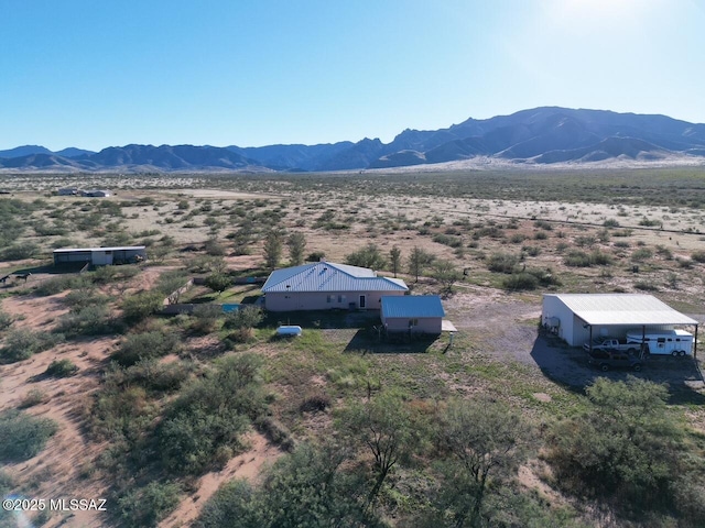 bird's eye view with a mountain view