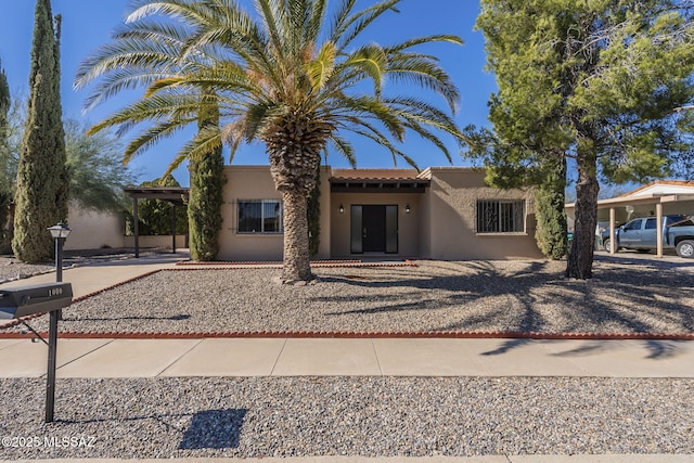 view of front of property