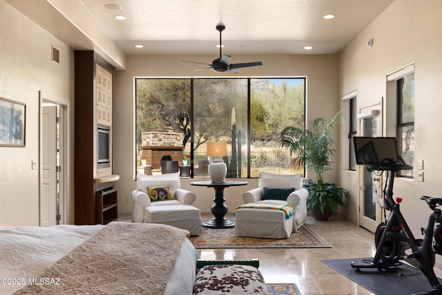 bedroom with ceiling fan