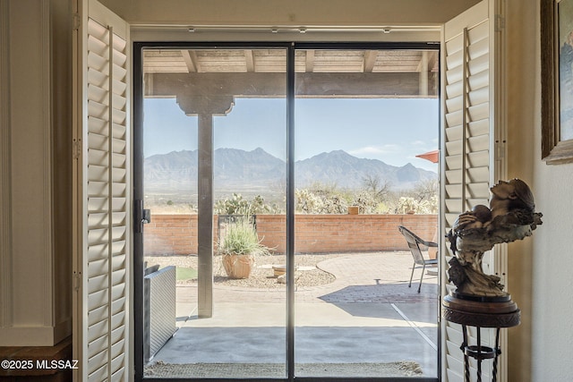 entryway with a mountain view