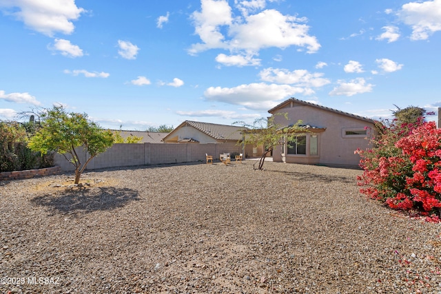 view of yard with a patio area