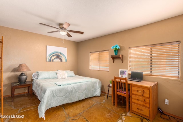 bedroom with ceiling fan