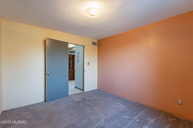 full bathroom with toilet, shower / bathtub combination with curtain, and vanity