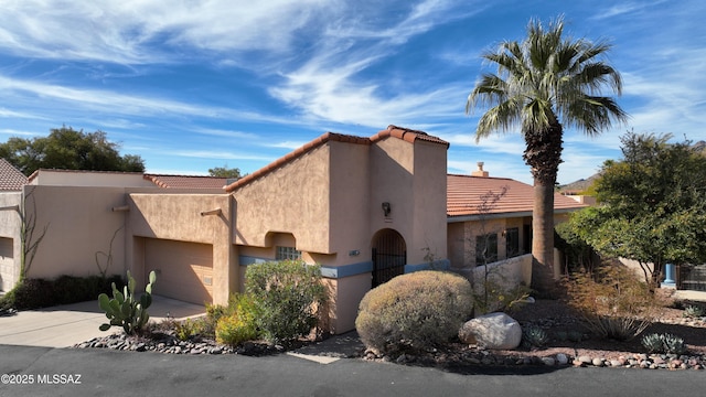 view of front of house with a garage