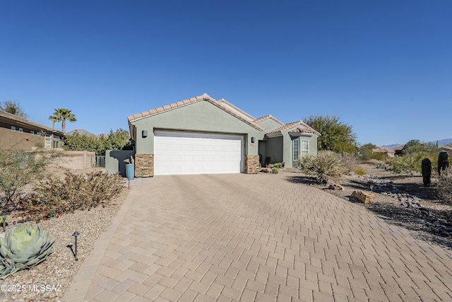 view of front facade with a garage