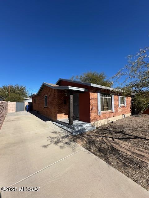 view of front of home