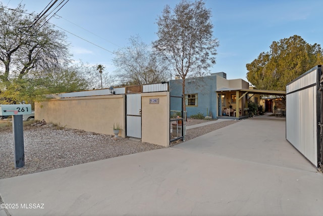 view of front of home