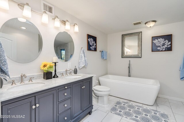 bathroom with a tile shower