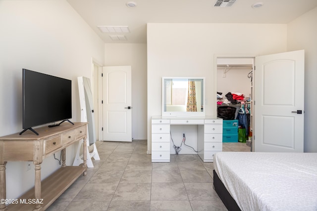 bedroom with a closet