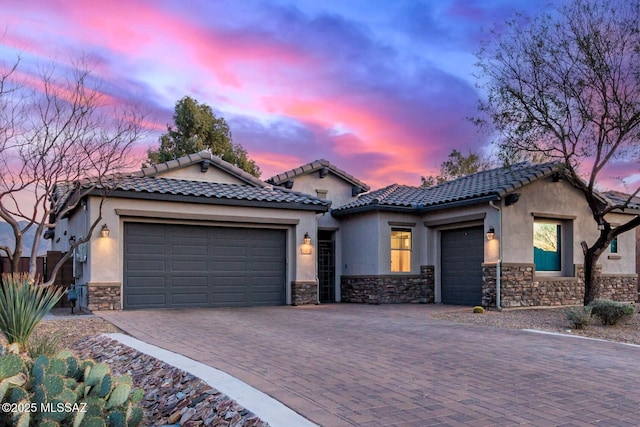 view of front of house featuring a garage