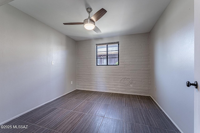 empty room with ceiling fan