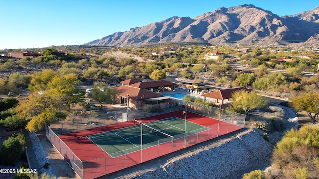 drone / aerial view featuring a mountain view